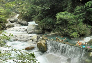 大漕河温泉瀑布第 3 张图片