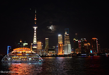 东方明珠码头·黄浦江游船第 3 张图片