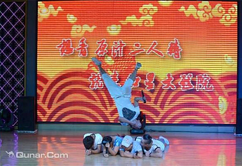 红星大舞台第 2 张图片