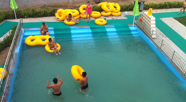 霸州市名泉水上乐园