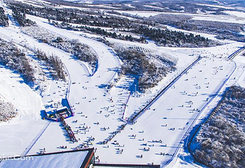 长春天定山滑雪场第 4 张图片