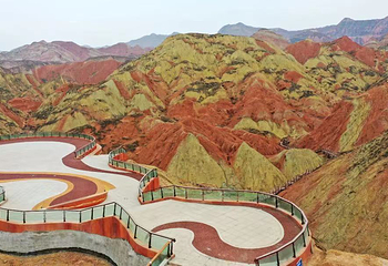 兰州水墨丹霞旅游景区第 13 张图片