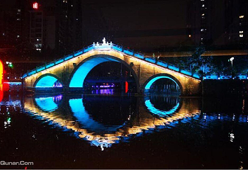 塘河夜画第 2 张图片