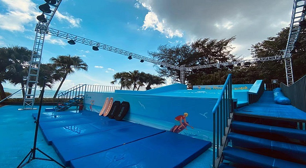 双月湾万科-LOS MOON’S冲浪吧