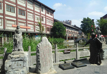 河上街古镇第 2 张图片