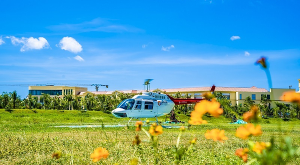 一玖亚龙湾直升机飞行营地