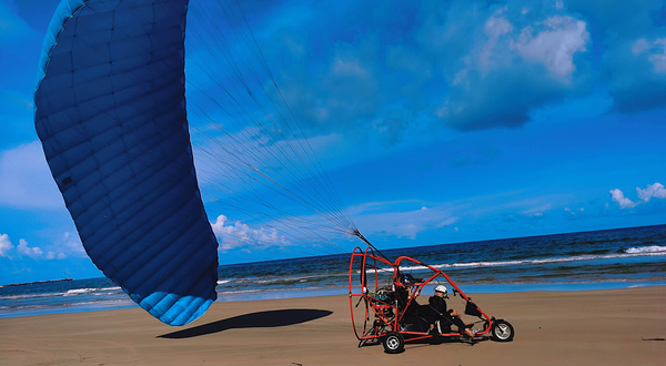 博鳌动力滑翔伞飞行基地
