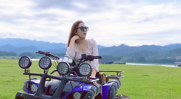 清远石角墟渡口沙滩车