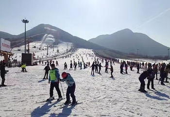 北京渔阳国际滑雪场第 9 张图片