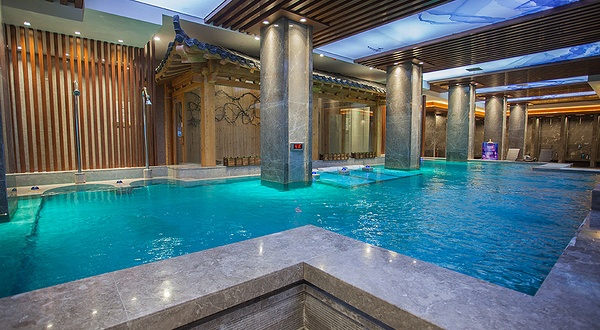 神秘石温泉汗蒸酒店