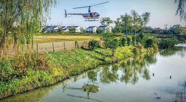 吴房村直升机观光游览基地