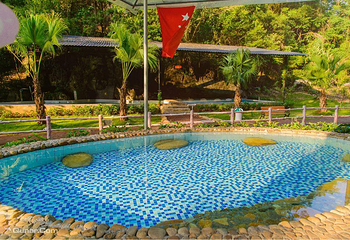 小华山温泉度假村第 2 张图片