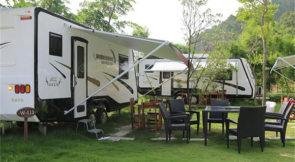 豪威莱斯房车露营公园