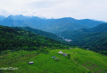 四川雅安神木垒景区汽车露营地第 8 张图片