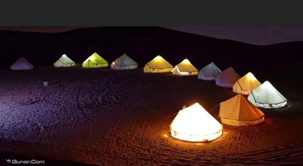 漠西里沙漠露营地