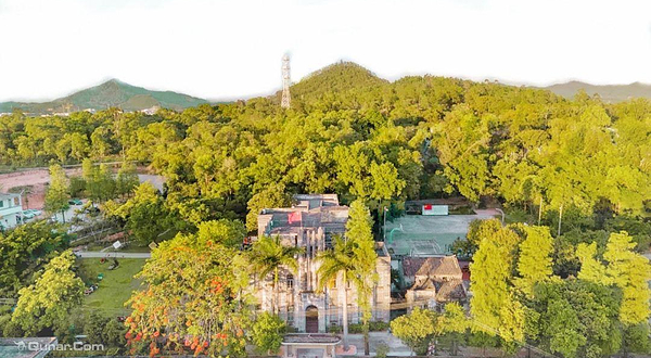 古井百年书香度假村露营地