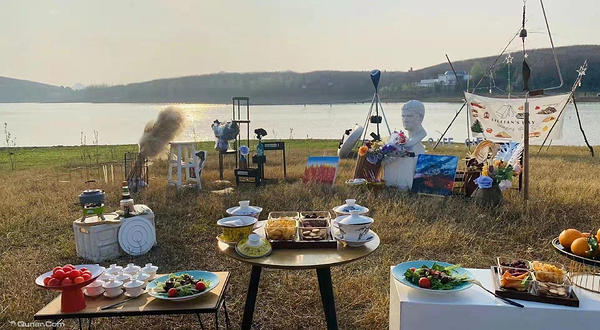 天河潭钉子户露营地