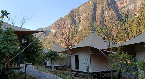 黎明景区安七尼帐篷露营地