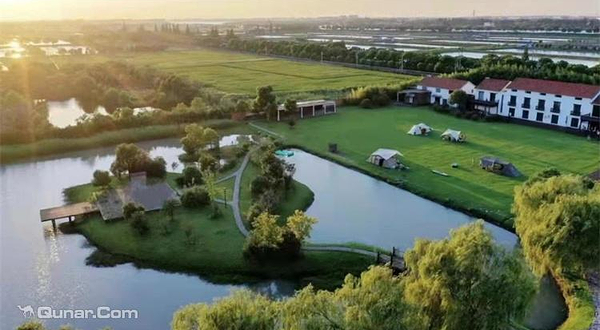 光源老谷仓风格露营地