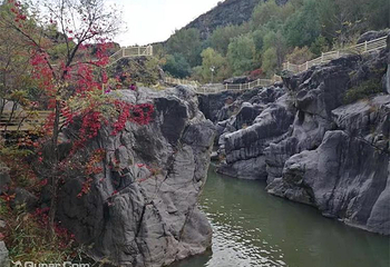 百里山水画廊—乌龙峡谷第 3 张图片