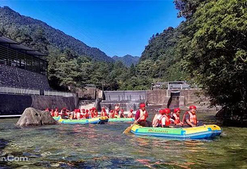 莽山大峡谷漂流第 7 张图片