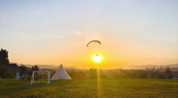 大汉山滑翔伞俱乐部