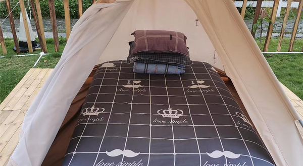 青瓦房轻奢帐篷营地