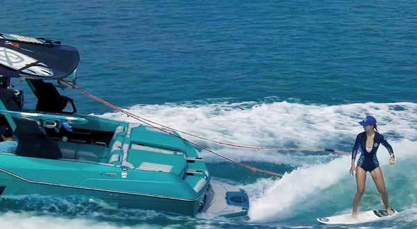 星潮尾波冲浪俱乐部