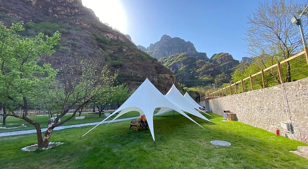 十渡锁定山谷营地会