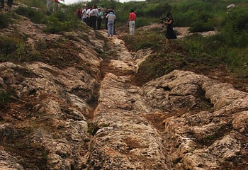 石壕古道遗迹第 1 张图片