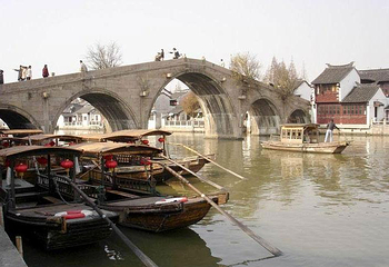 上海朱家角古镇旅游区-放生桥第 1 张图片