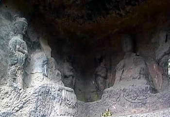 灵应山石窟寺第 1 张图片