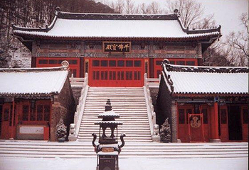 莲花山圣水寺第 1 张图片