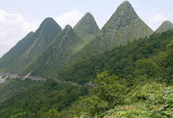 万峰林景区第 3 张图片