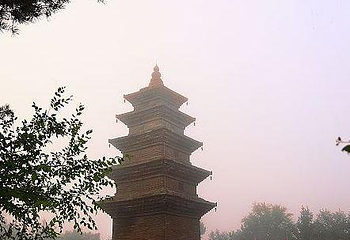 灵光塔第 1 张图片