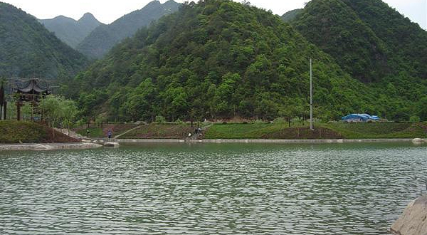 鸣凤水景区