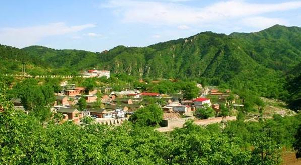 龙潭民俗度假村