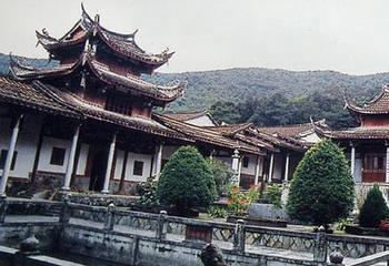 龟山古刹第 1 张图片