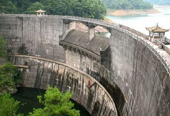 板峡湖第 4 张图片