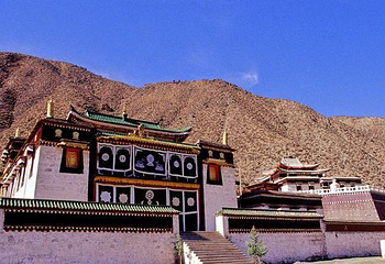 德尔隆寺第 1 张图片