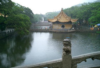 烟雨池第 1 张图片