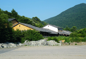 莲花山原始森林公园第 1 张图片
