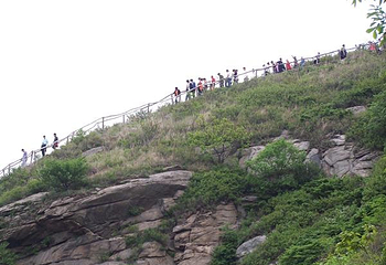 小黑山第 1 张图片