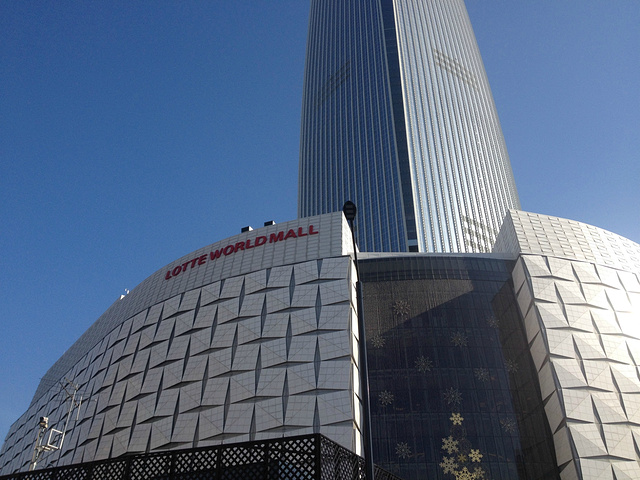 2017蚕室的乐天免税店相对来说购物环境最好