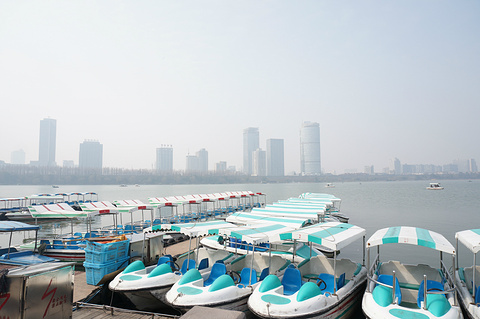 玄武湖旅游景点攻略图