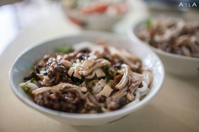 三亚正宗抱罗粉店