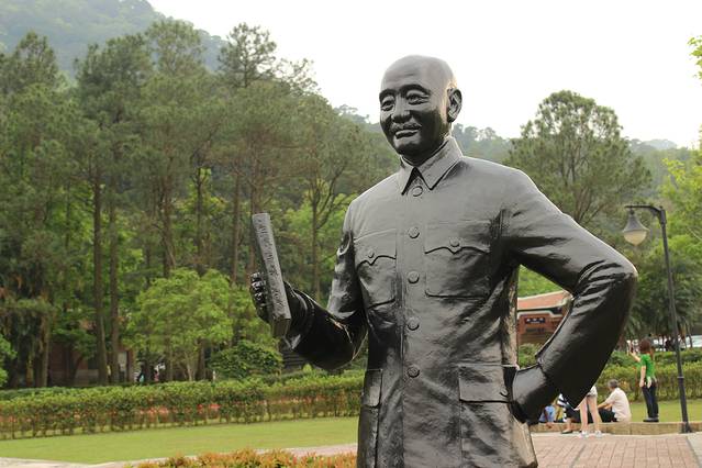 慈湖纪念雕塑公园