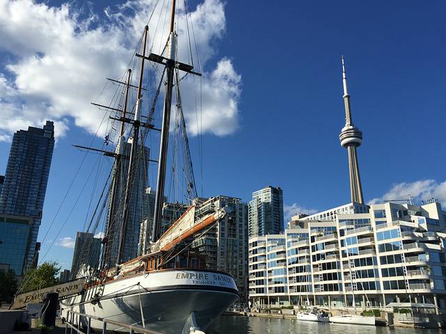 加拿大国家电视塔