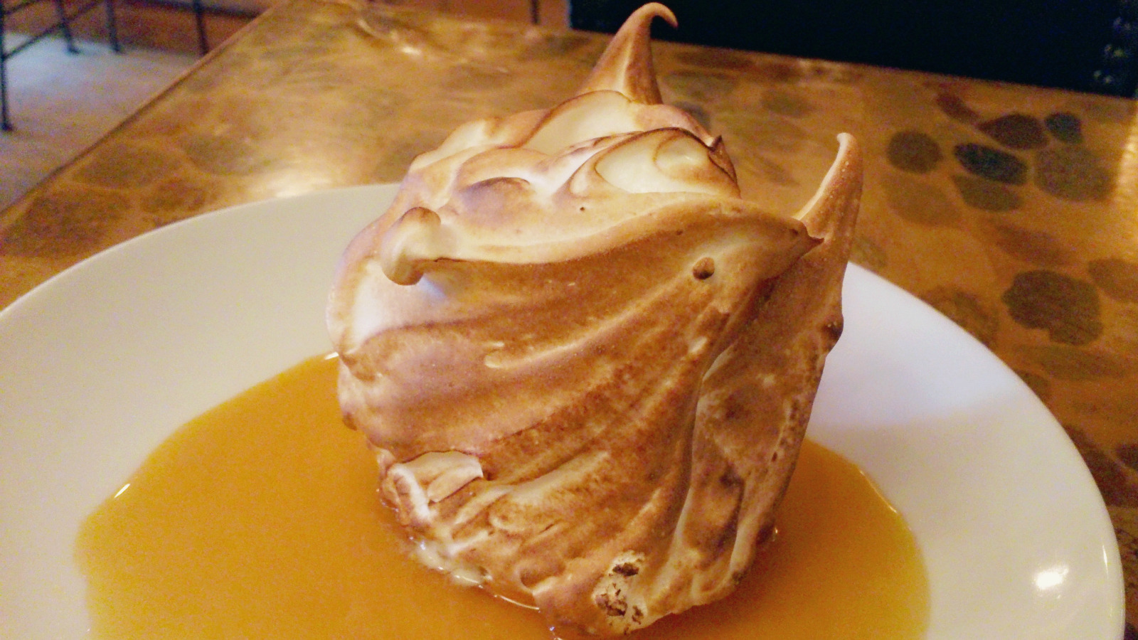 甜品baked alaska很值得一试.