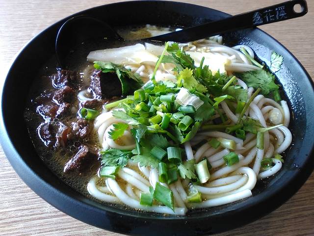 鑫花溪牛肉米粉(来客茂店)